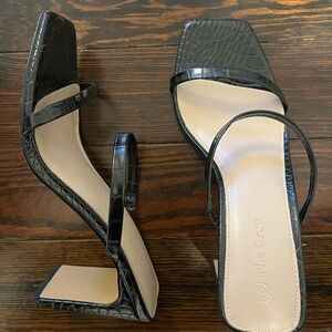 Amazon The Drop black strappy heels